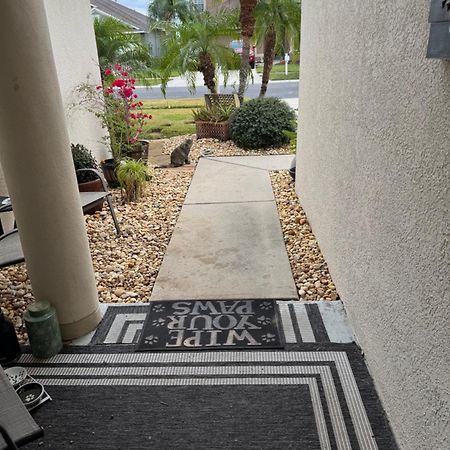 Ruskin Fl Private 2 Bdrm 1 Bath Suite Common Areas Shared With Host And Cat Eksteriør billede