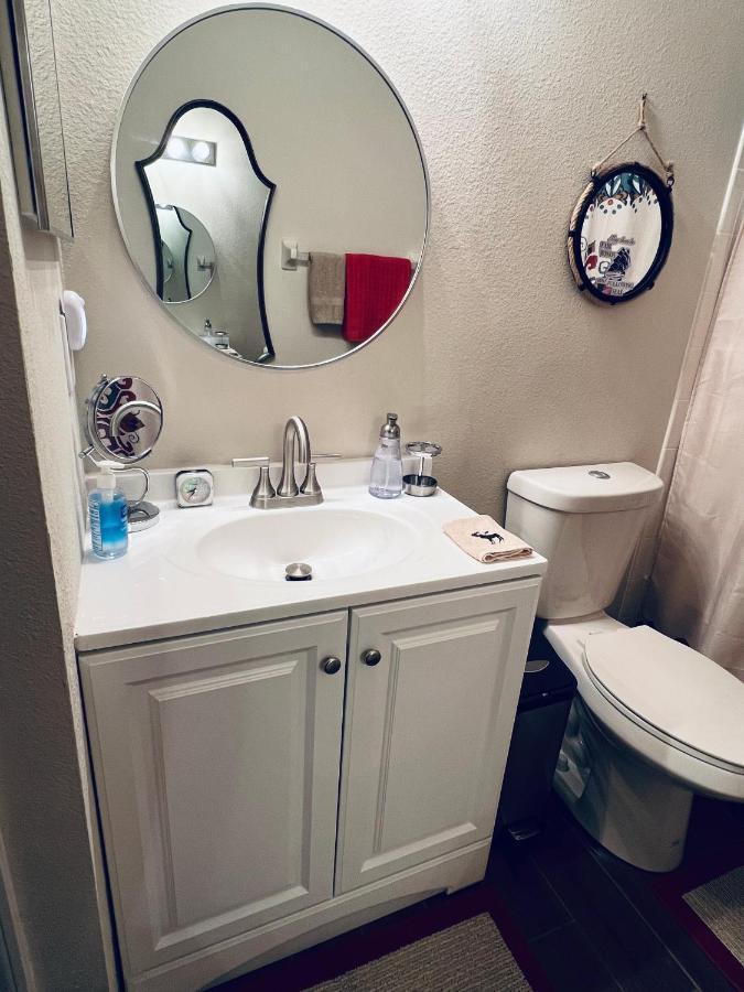Ruskin Fl Private 2 Bdrm 1 Bath Suite Common Areas Shared With Host And Cat Eksteriør billede